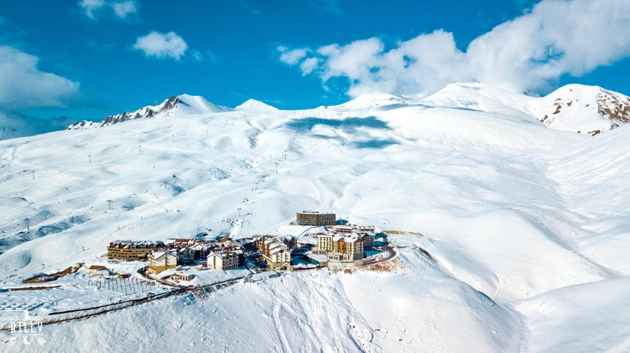 Gvc New Gudauri Alpic Mountain View Lägenhet Exteriör bild